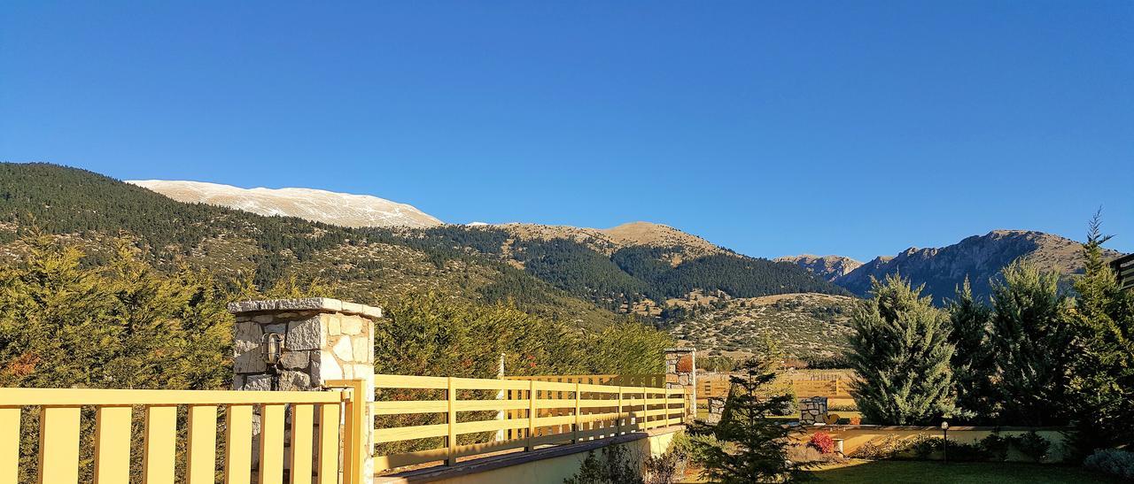 Mountain Chalet Livadi อาราโชวา ภายนอก รูปภาพ