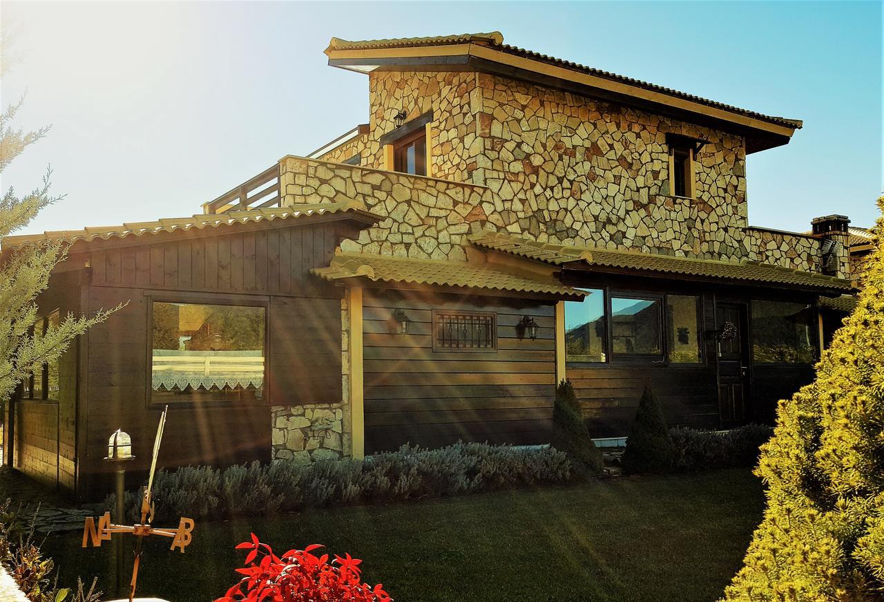 Mountain Chalet Livadi อาราโชวา ภายนอก รูปภาพ