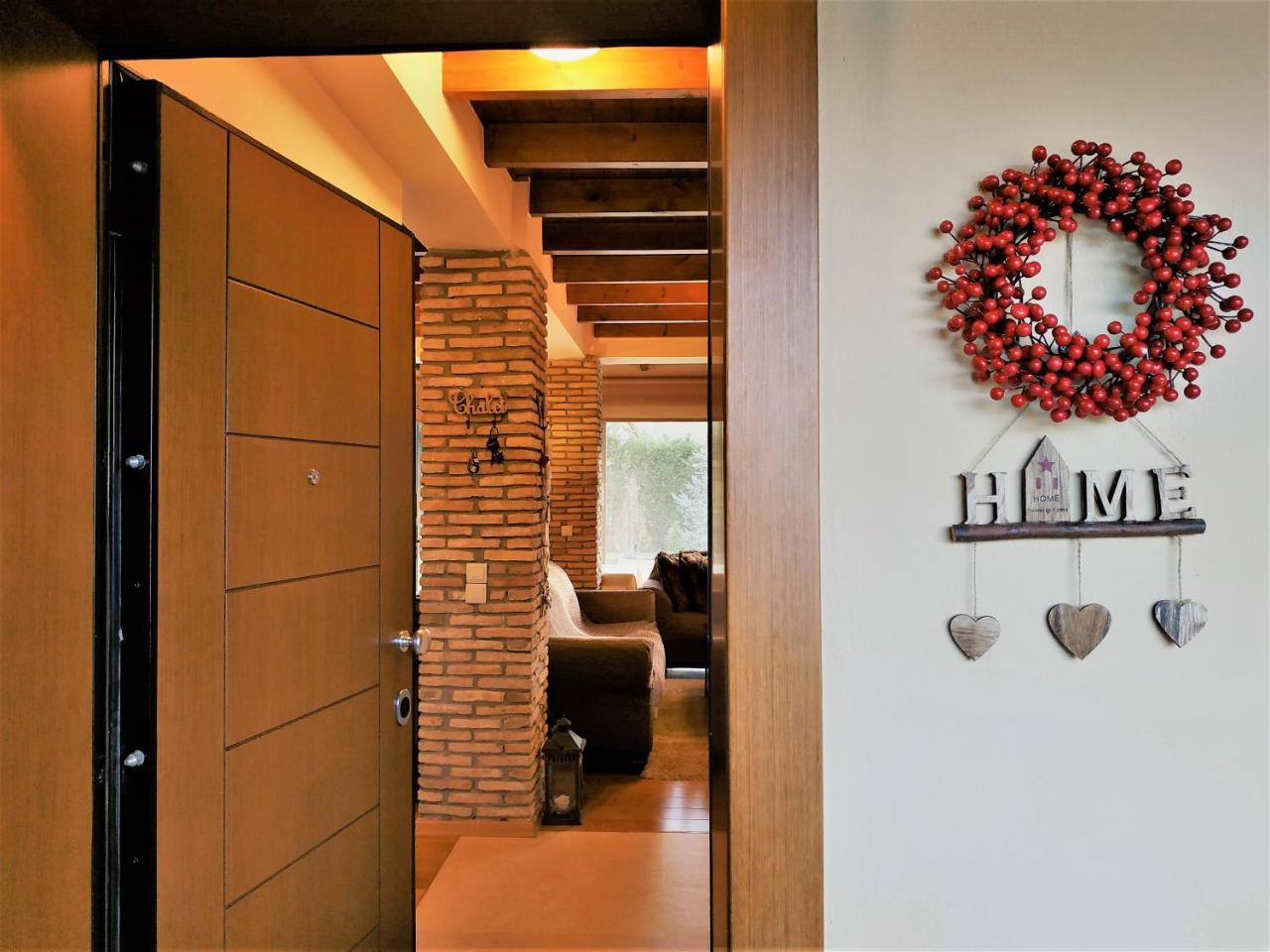 Mountain Chalet Livadi อาราโชวา ภายนอก รูปภาพ